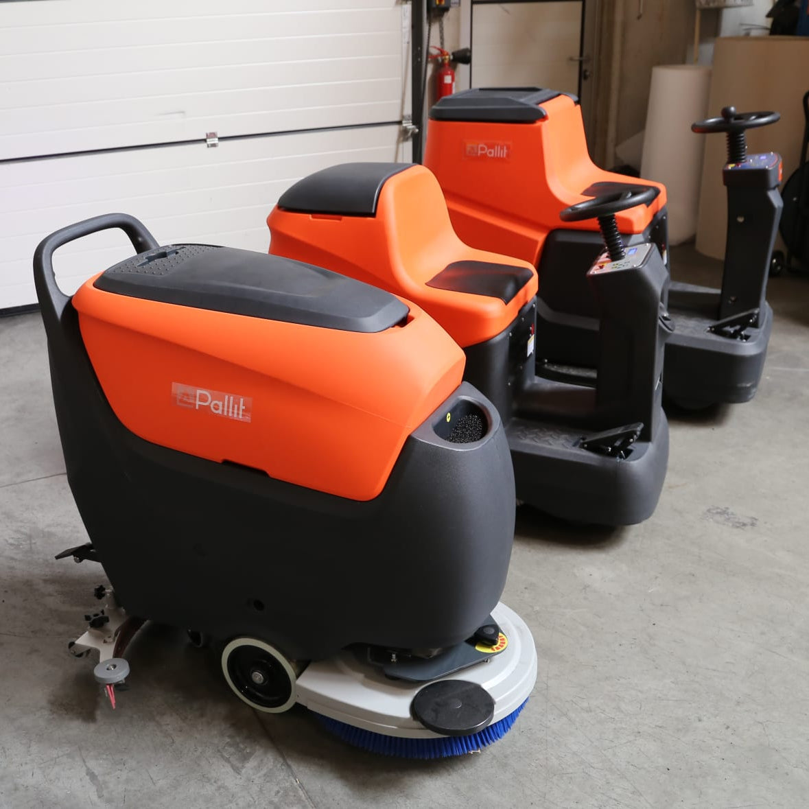Aufsitz-Scheuersaugmaschine SCRUBBER-M